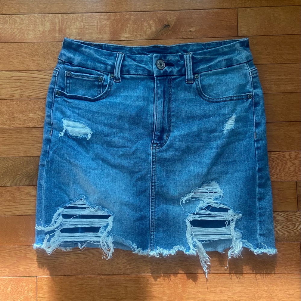 American Eagle High Waisted Distressed Denim Mini Jean Skirt 8